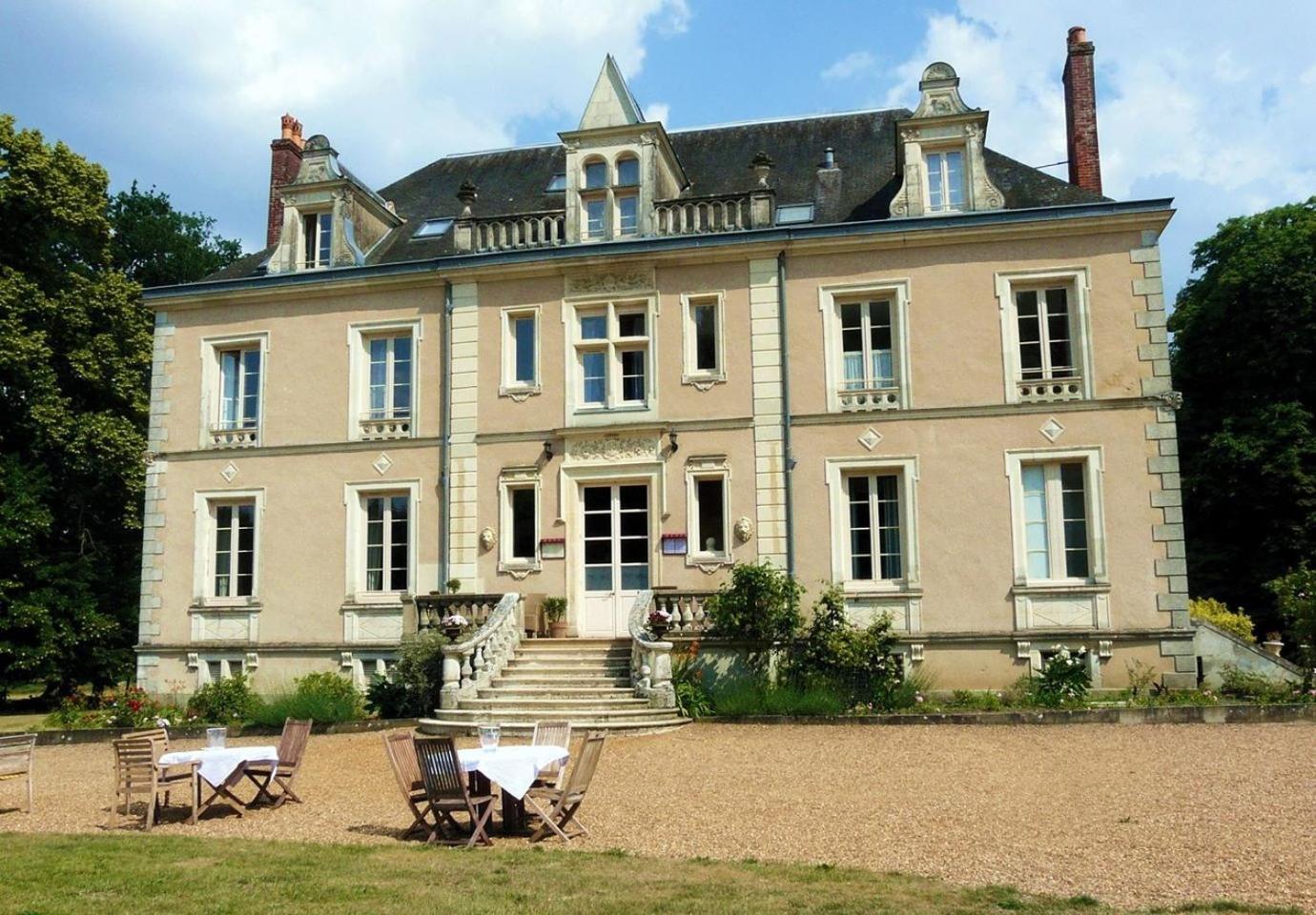 Hotel Domaine De Bel Air Cérans-Foulletourte Exterior foto